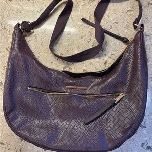 Woven Hobo Shoulder Bag in Deep Plum - Rosetti